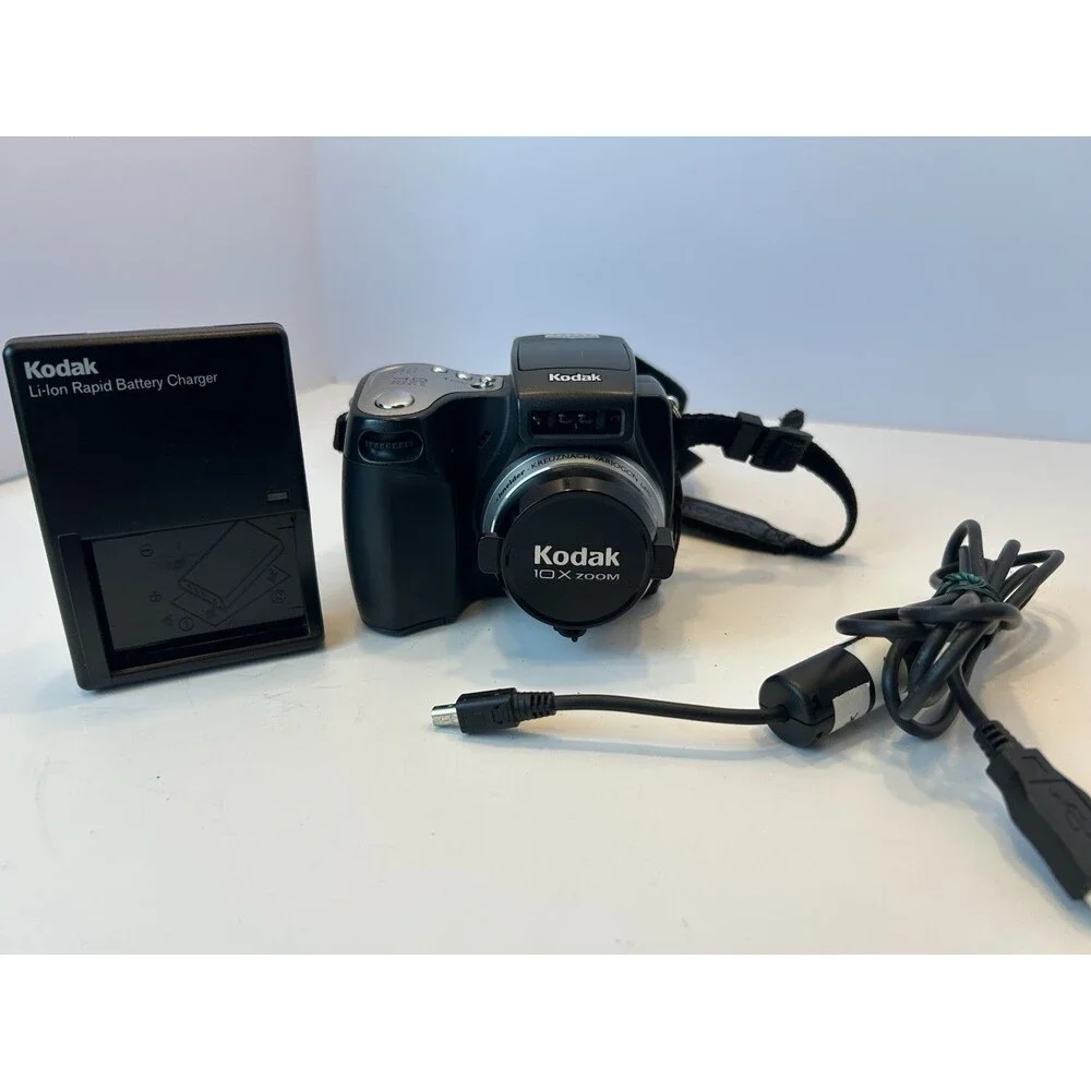 Kodak EasyShare DX6490 4MP Digital Camera Bundle - Charger, Battery , Cord